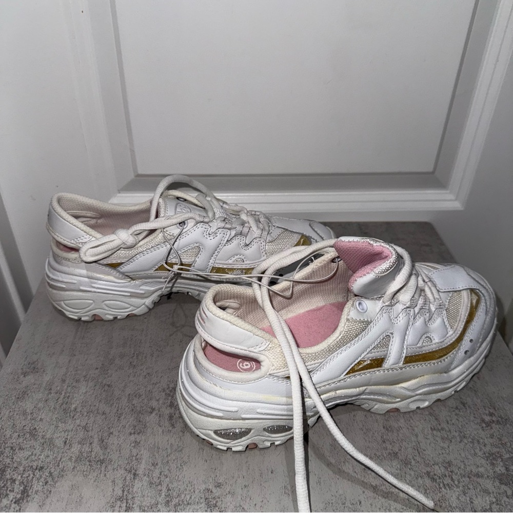 Soho White Sneakers Size 6 - Picture 4 of 7